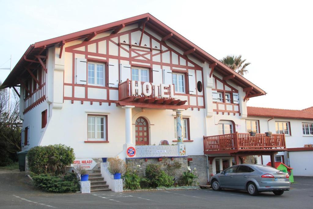 Hotel De La Milady 2*